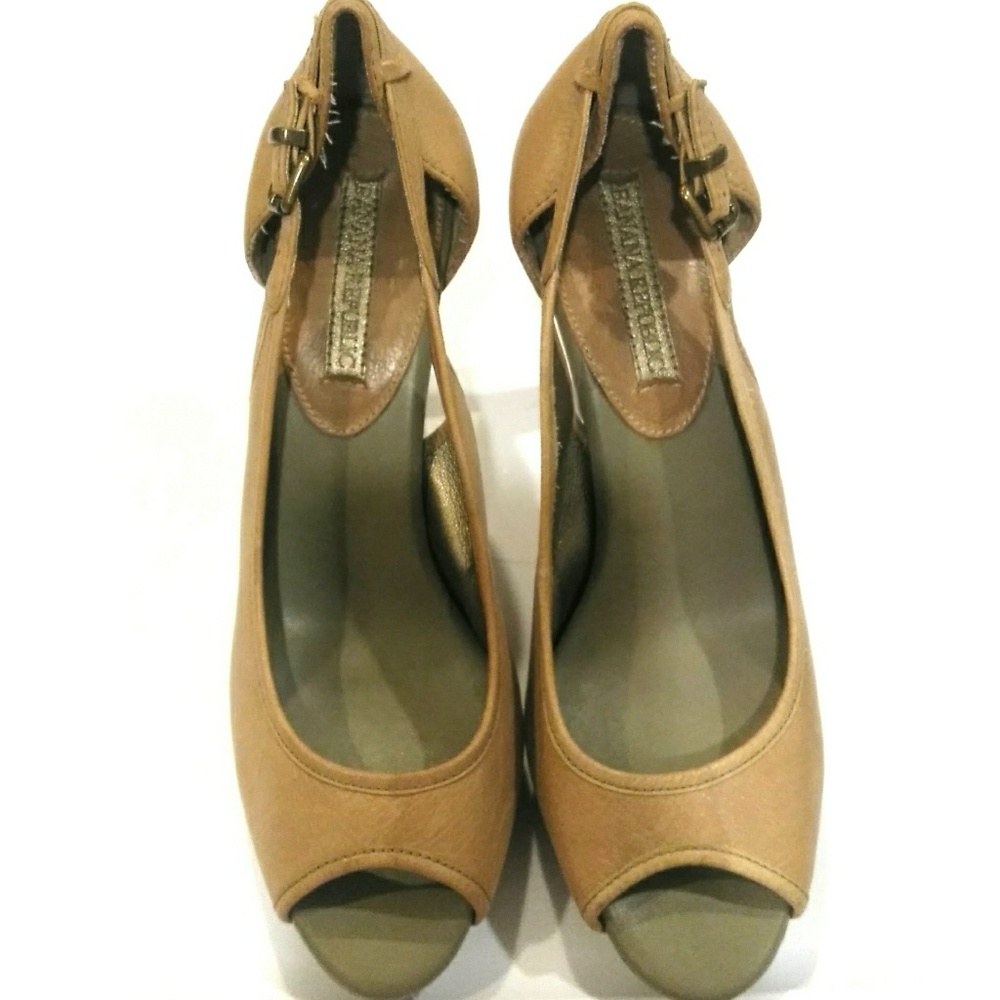 4/$20 BANANA REPUBLIC ◾ Open Toe Leather Heels